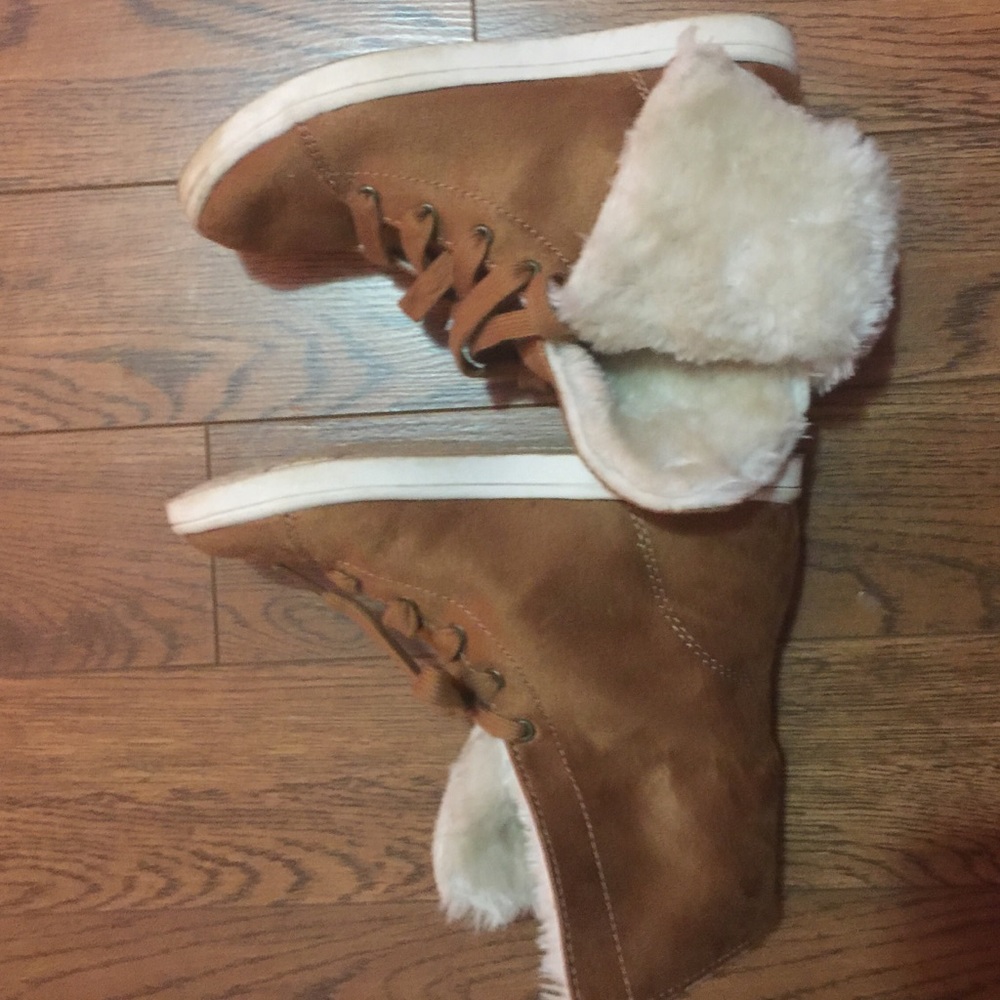 Girls size 13shoes